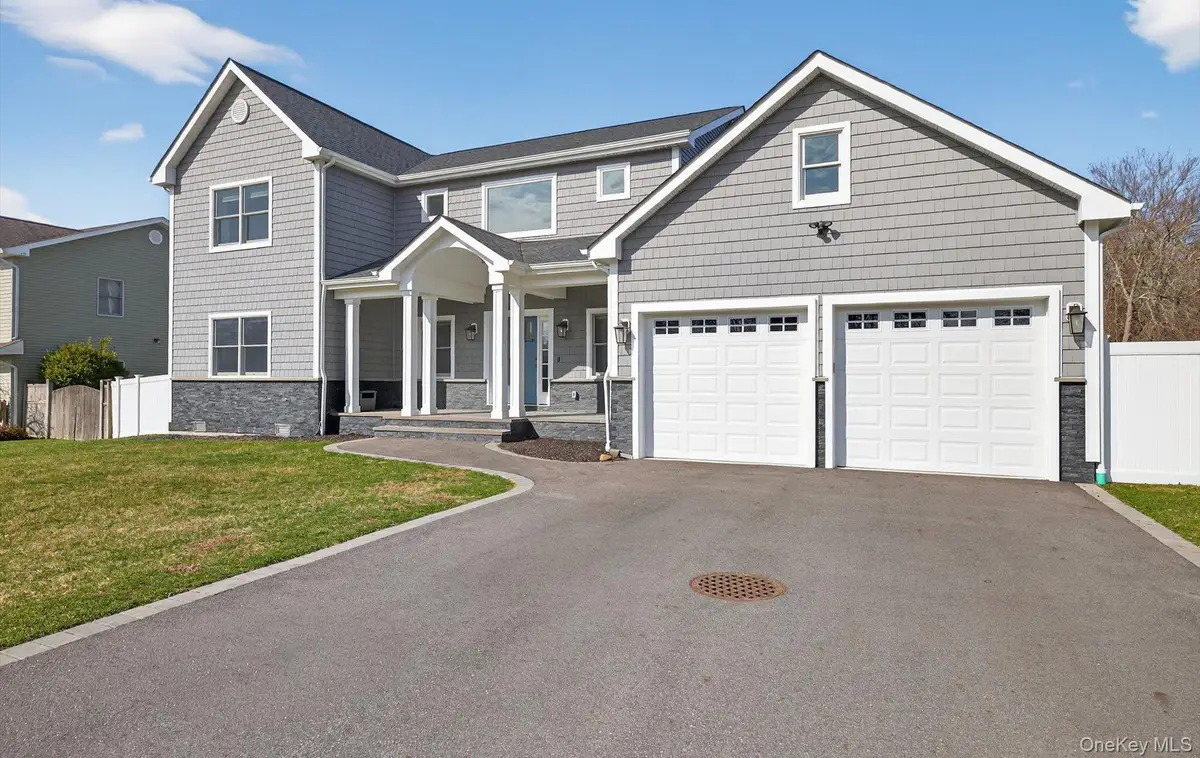 270 Edgewood Avenue, Oakdale, NY 11769 - #1