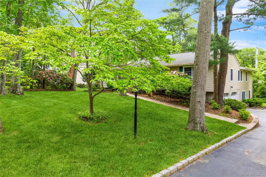 32 Lower Cross, Shoreham, NY 11786 - #2