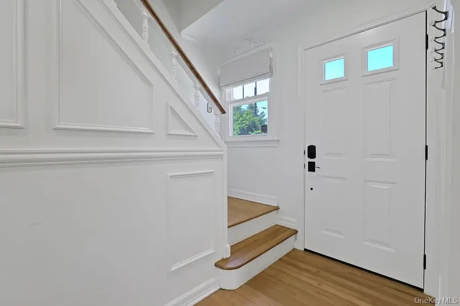 4 Calton Road, New Rochelle, NY 10804 - #3