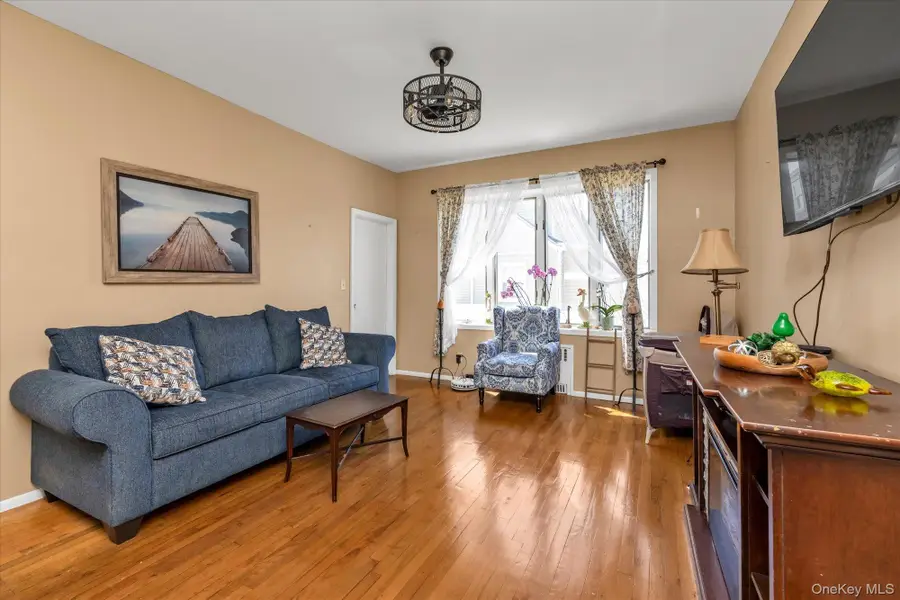 1118 West Broadway, Hewlett, NY 11557 - #2