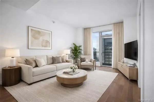 13327 39th Avenue #PHC, Flushing, NY 11354