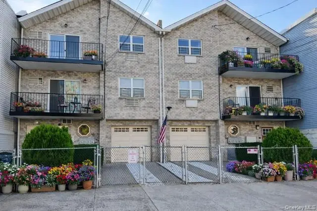 1305 Balcom Avenue, Bronx, NY 10461 - #1