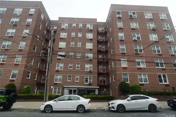 63-45 Saunders Street #3G, Rego Park, NY 11374