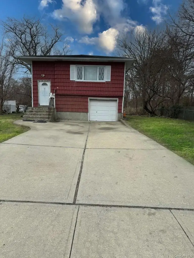 16 Jewel Street, Brentwood, NY 11717 - #2