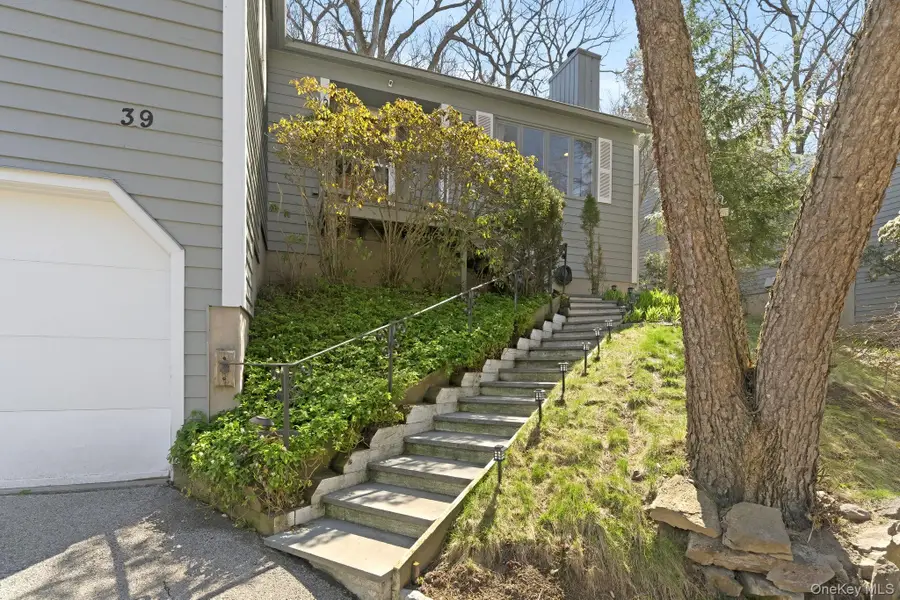 39 Park Road, Goldens Bridge, NY 10526 - #2