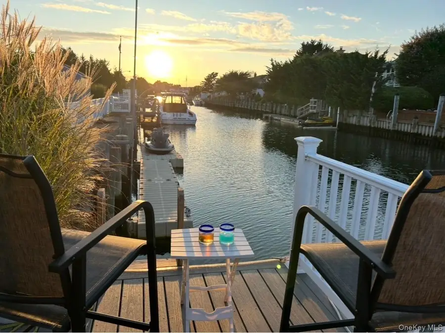 35 Florence Avenue, Massapequa, NY 11758 - #2