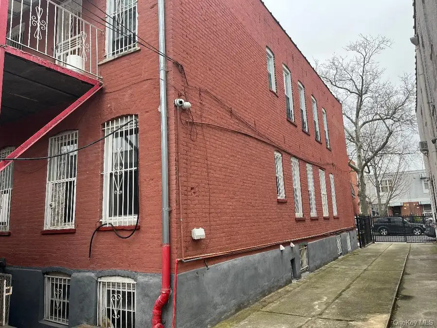 548 Sheffield Avenue, Brooklyn, NY 11207 - #3