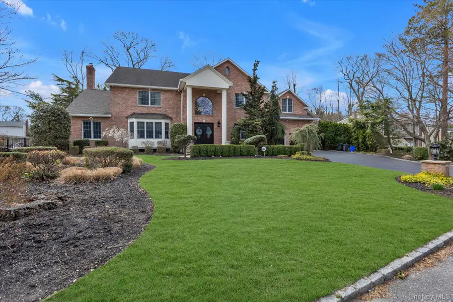 36 Fox Lane, Dix Hills, NY 11746 - #2