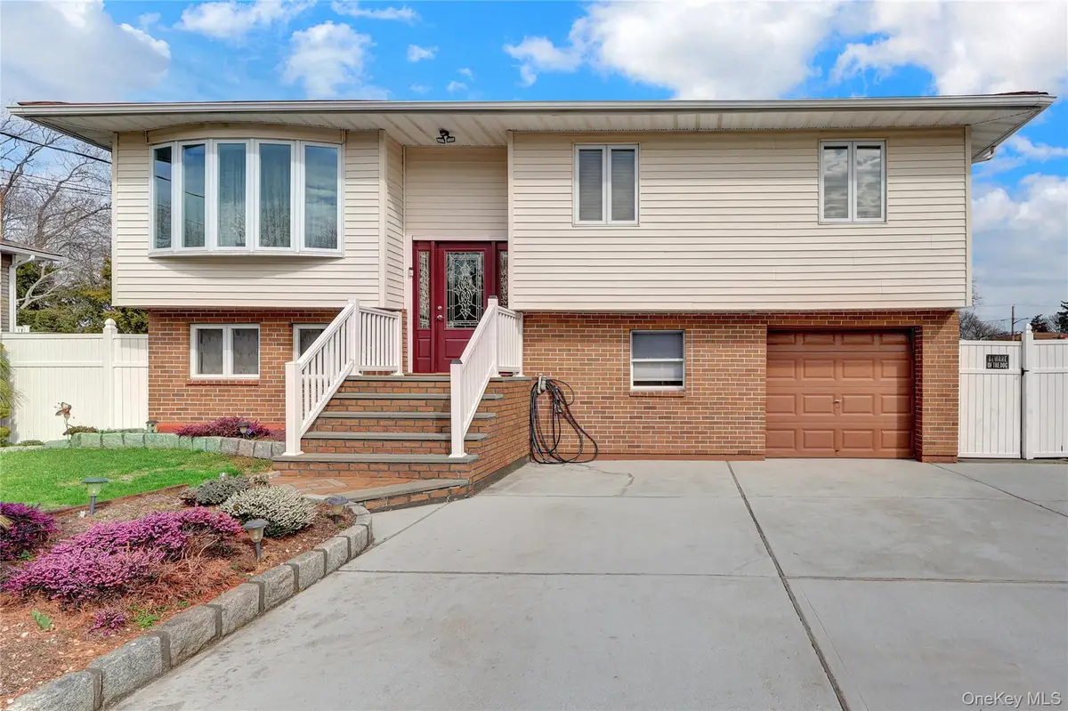 320 Idaho Street, Lindenhurst, NY 11757 - #1