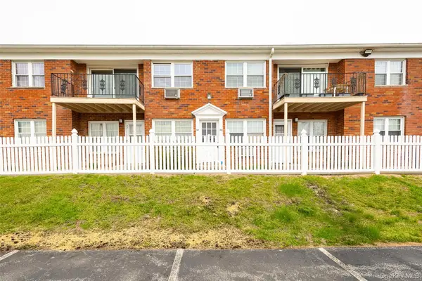 6 Colonial Road #44, Beacon, NY 12508