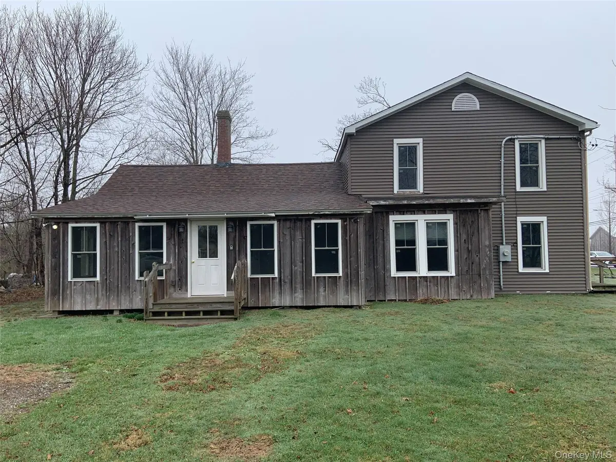 5528 Sound Avenue, Riverhead, NY 11901 - #1