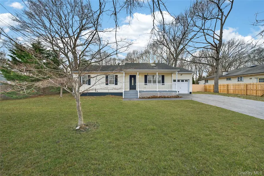 45 Maple Avenue, Shirley, NY 11967 - #3