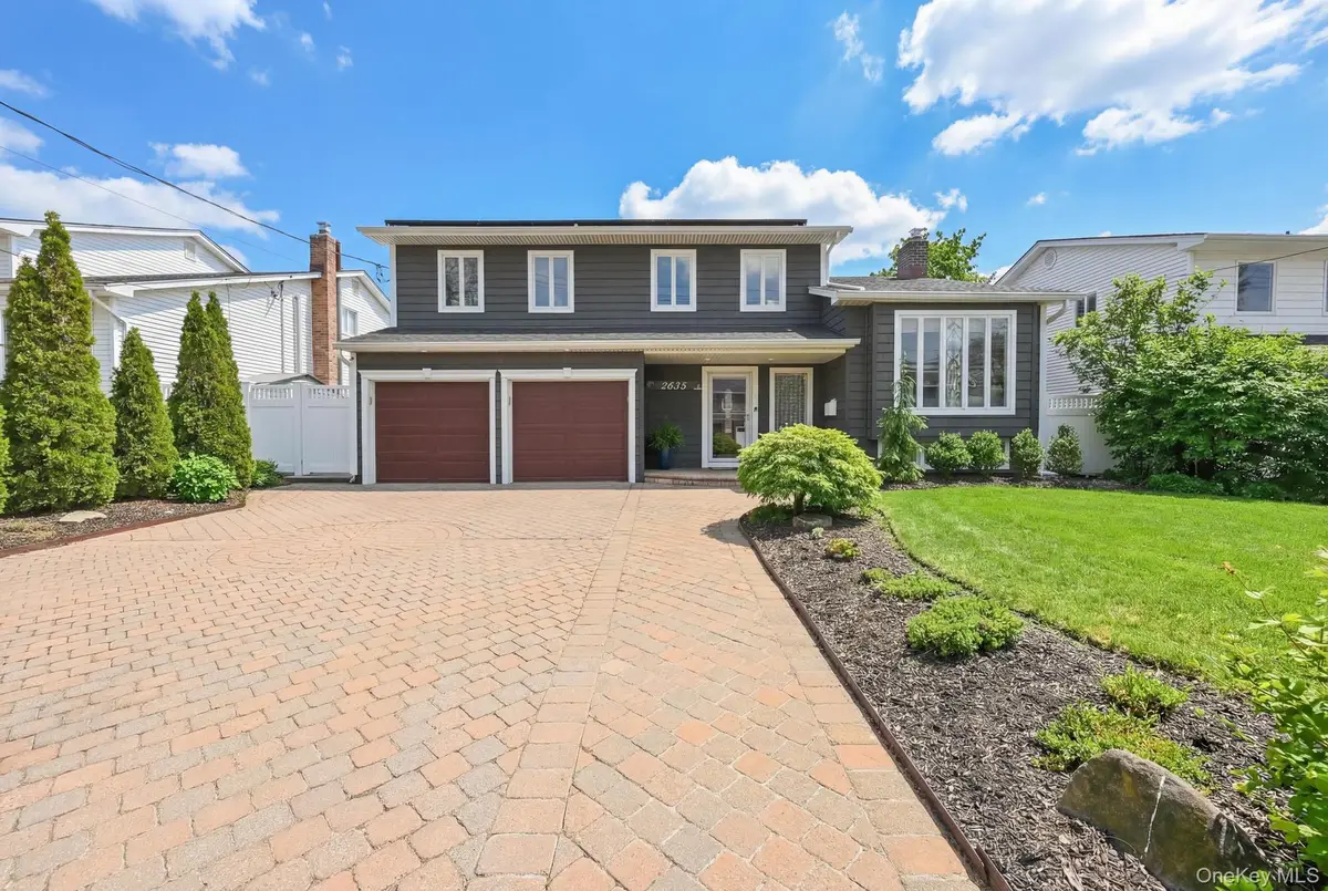 2635 S Seamans Neck Road, Seaford, NY 11783 - #1