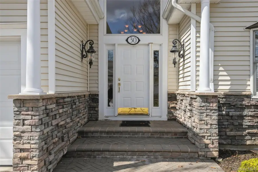 30 Redan Drive, Smithtown, NY 11787 - #2
