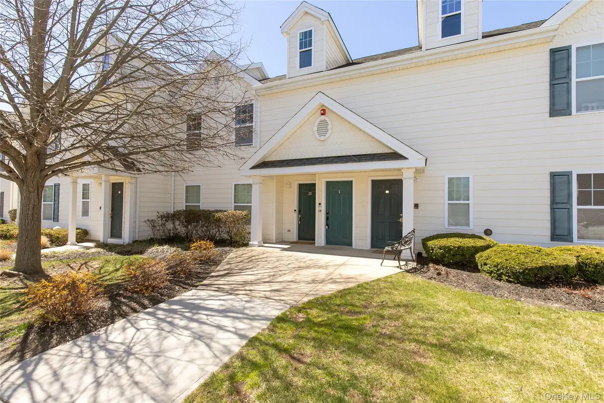 28 Lorien Place #4, Melville, NY 11747 - #1