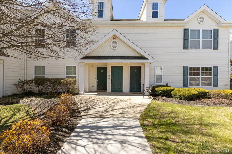 28 Lorien Place #4, Melville, NY 11747 - #2