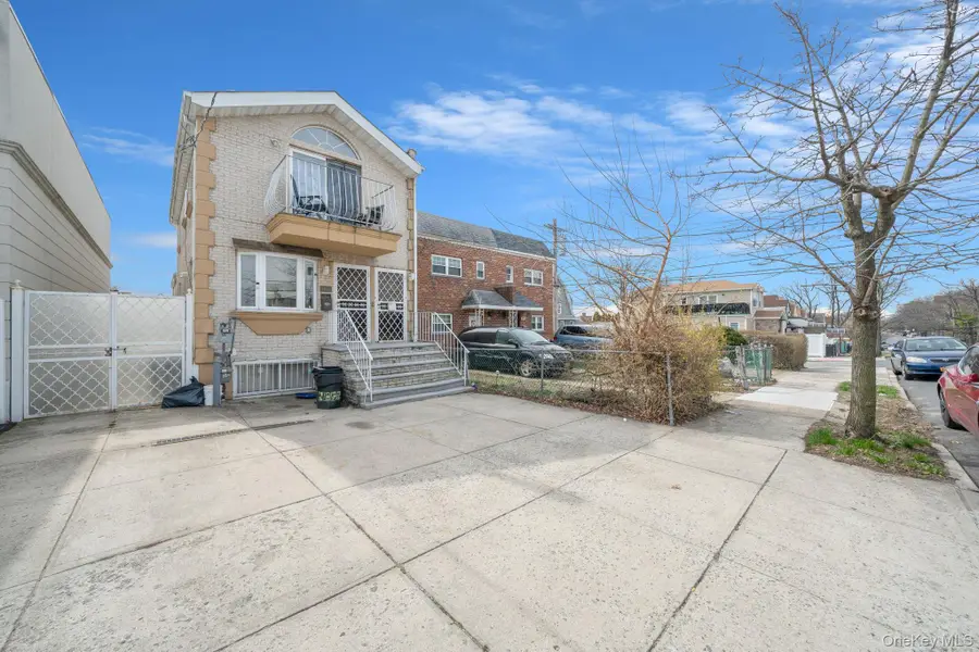 2858 Sampson Avenue, Bronx, NY 10465 - #3