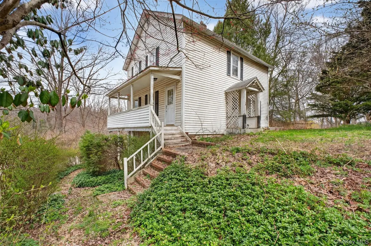16 Hamilton Road, Wappingers Falls, NY 12590 - #1