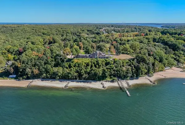 31 Fort Hill Drive, Lloyd Neck, NY 11743