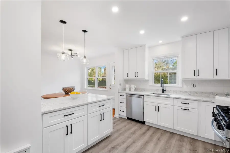 53 Jennings Road, White Plains, NY 10605 - #3