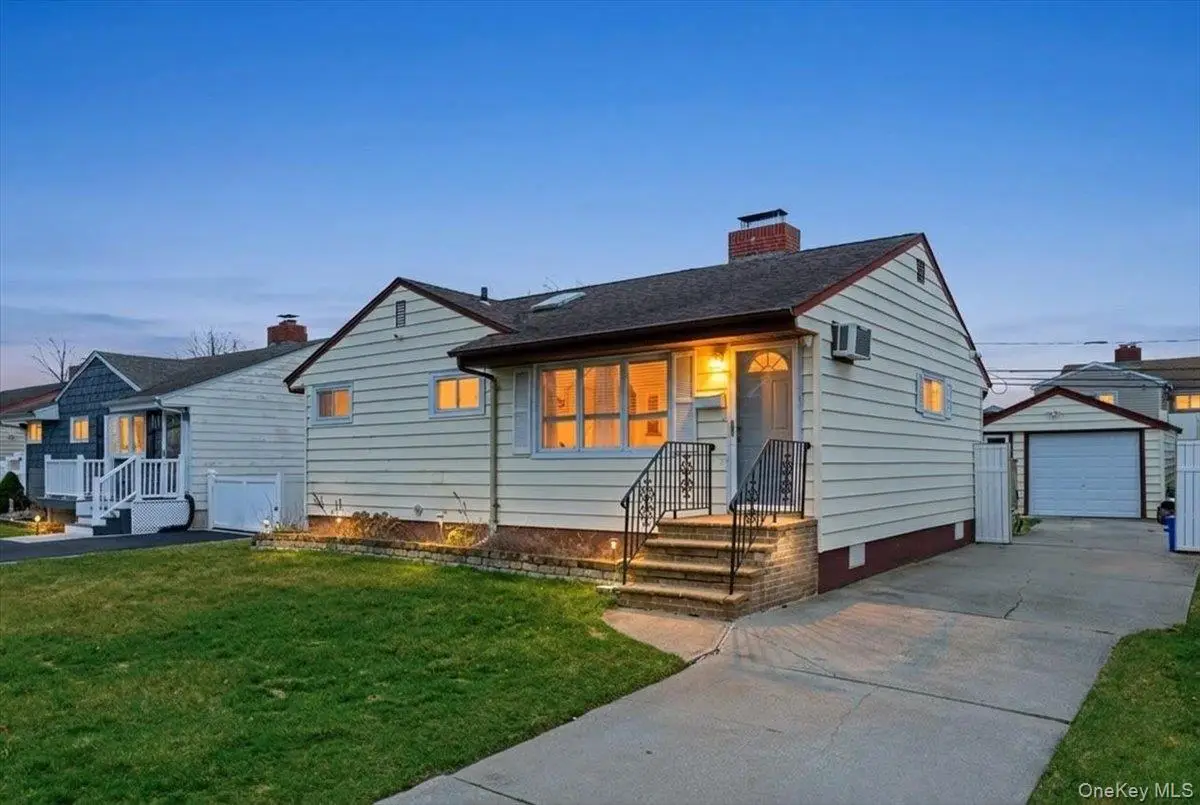 61 Grant Street, Freeport, NY 11520 - #1