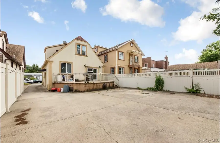 16711 81st Avenue, Jamaica, NY 11432 - #2