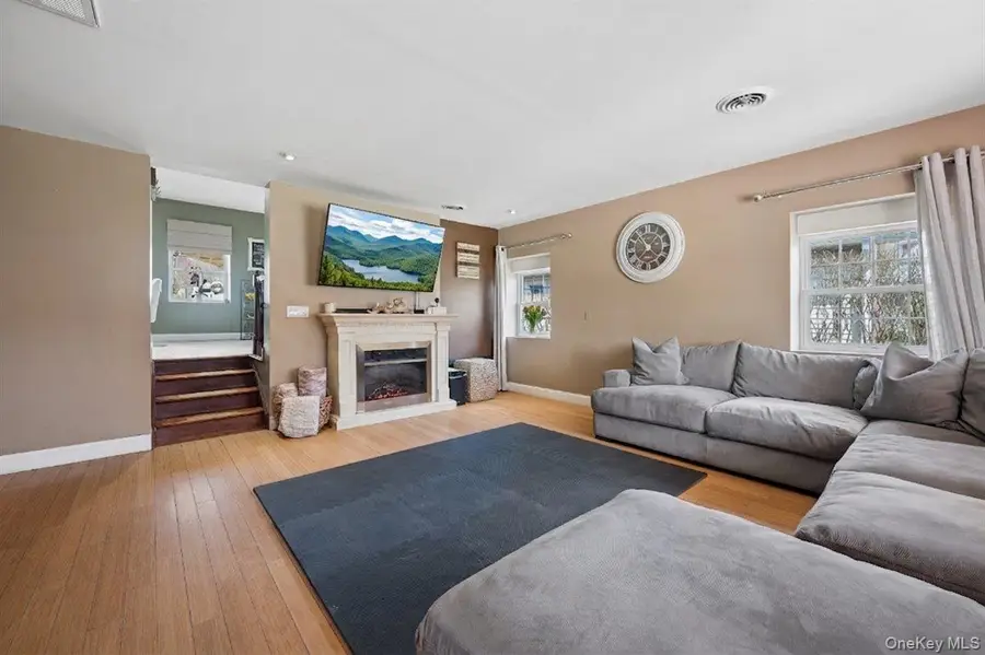 25 Hollis Street, Highland Mills, NY 10930 - #3