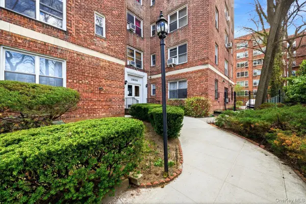 2600 Henry Hudson Parkway #5B, Bronx, NY 10463
