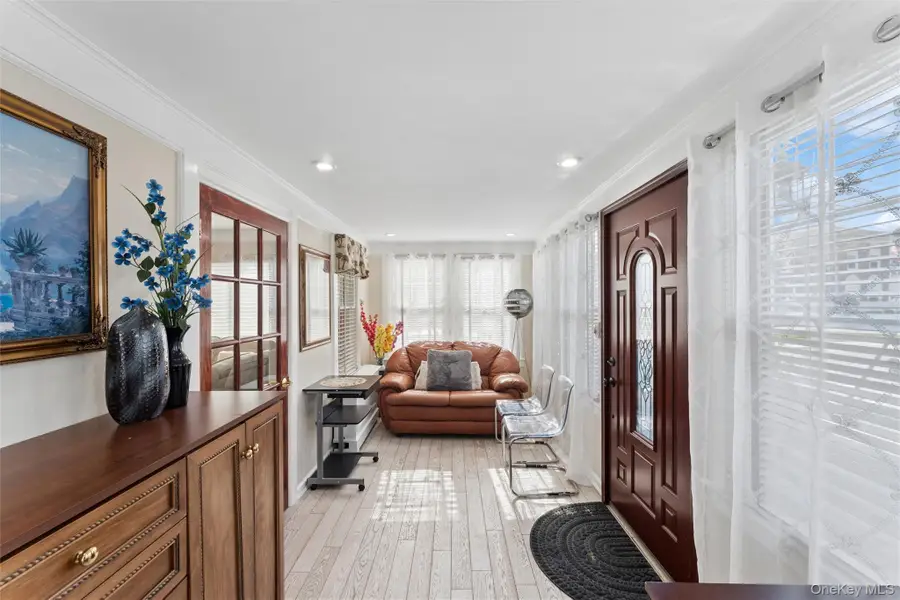 262 Floral Boulevard, Floral Park, NY 11001 - #3