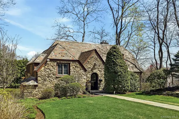 29 Corell Road, Scarsdale, NY 10583