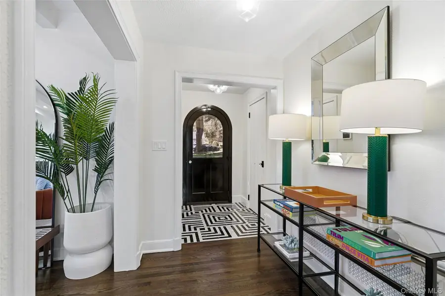 29 Corell Road, Scarsdale, NY 10583 - #2