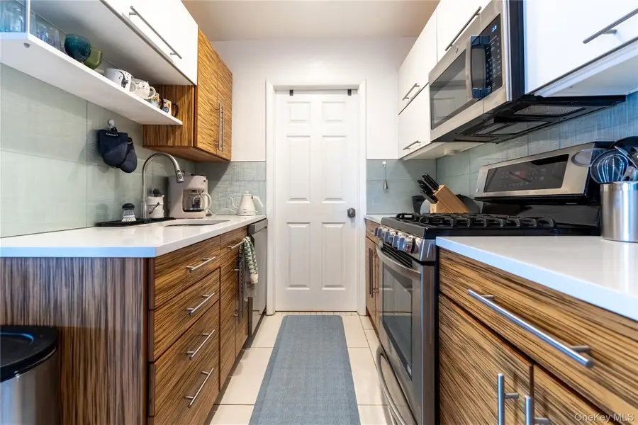 211-10 18th Avenue #6E, Bayside, NY 11360 - #3