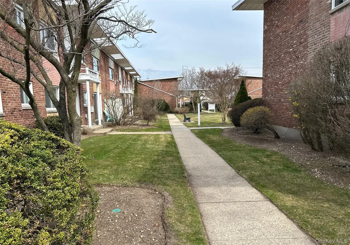 273 Newbridge Road #D2, Levittown, NY 11756 - #1