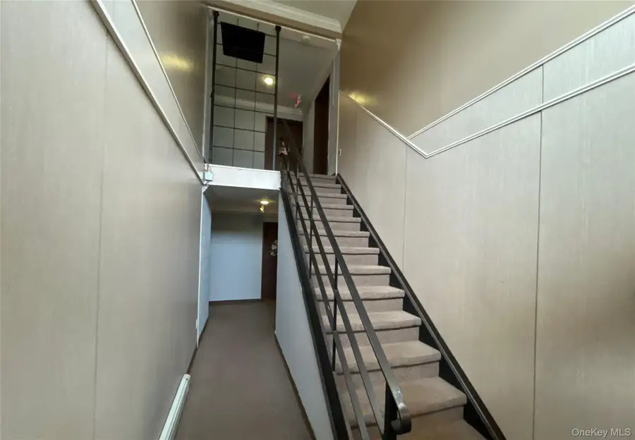 273 Newbridge Road #D2, Levittown, NY 11756 - #3