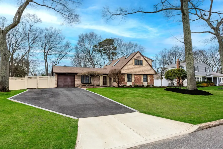 12 Westmoylan Lane, Coram, NY 11727 - #2