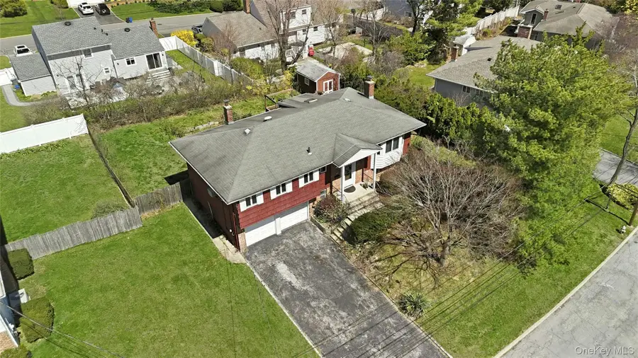 19 Duke Place, Glen Cove, NY 11542 - #2