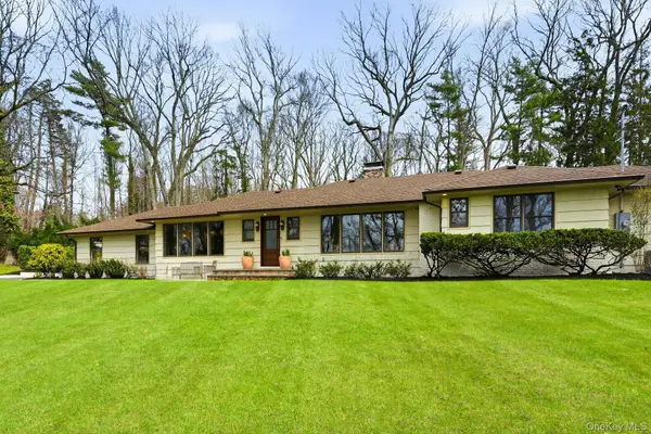 6 Greatmeadow Road, Locust Valley, NY 11560