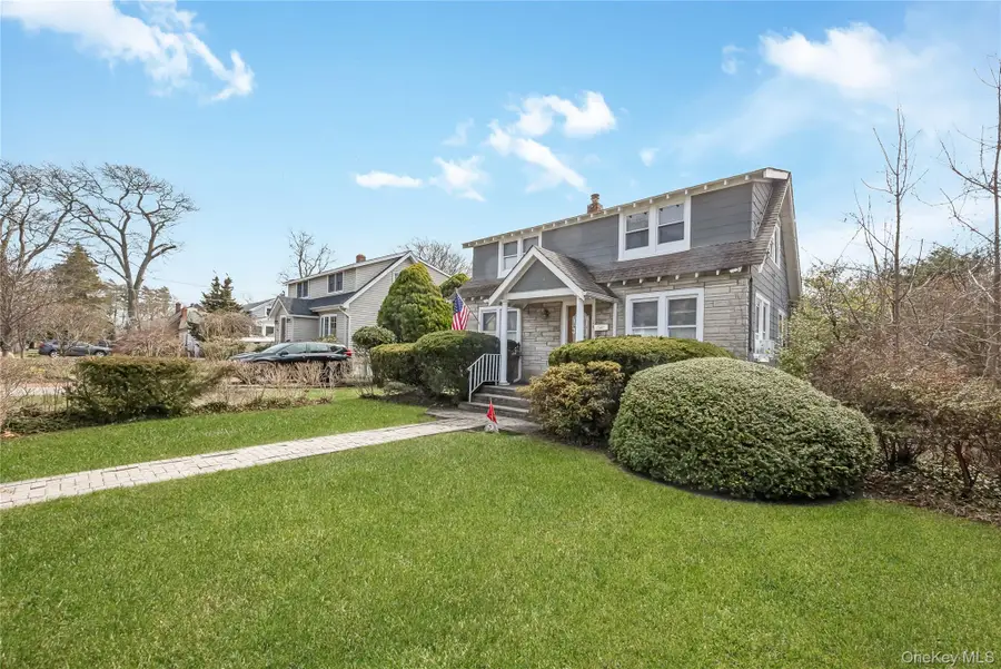 24 Bay 3rd, Islip, NY 11751 - #2