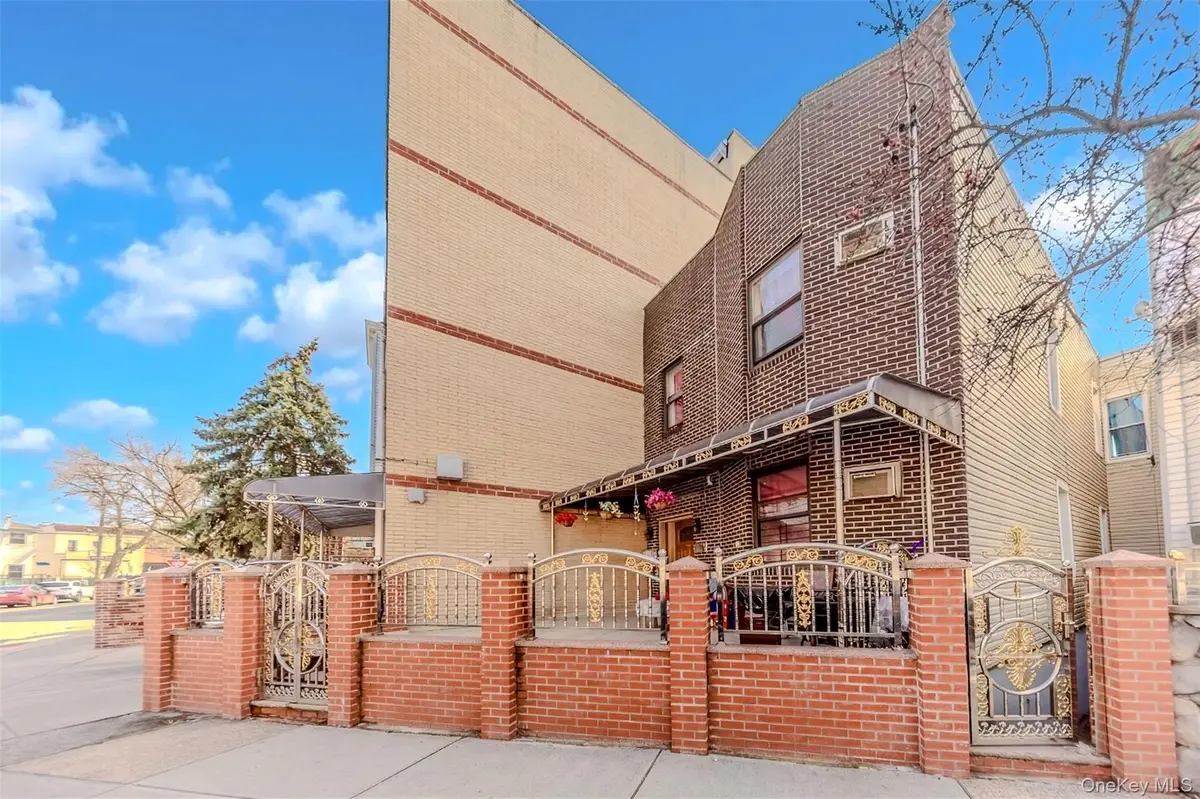 1557 Glover Street, Bronx, NY 10462 - #1