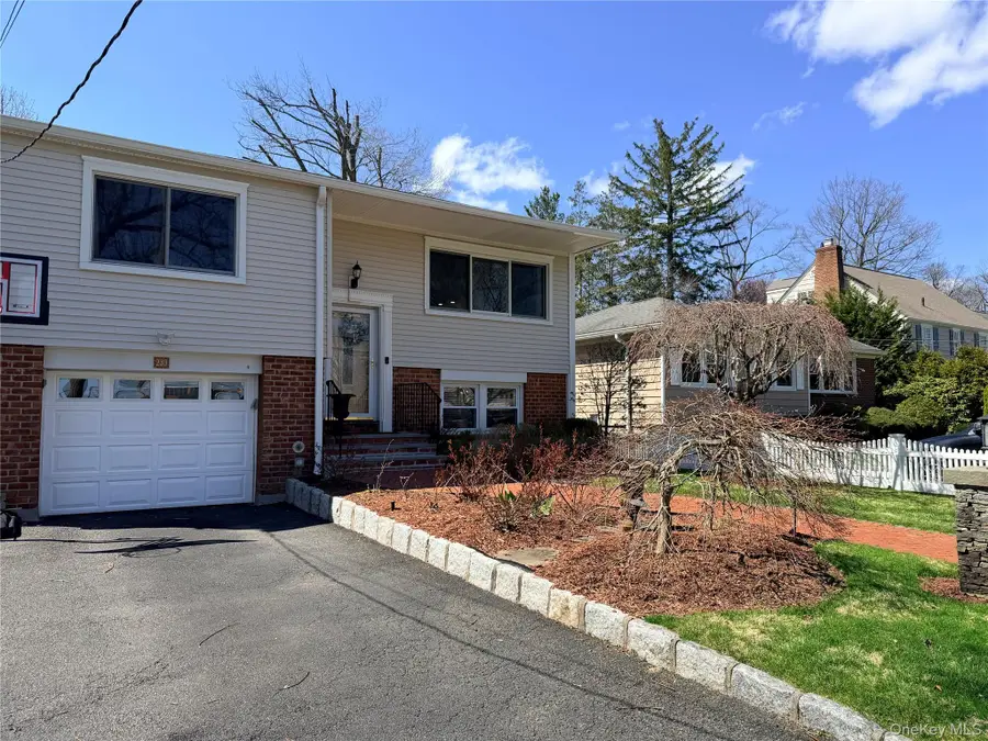 239 Davis Avenue, White Plains, NY 10605 - #3
