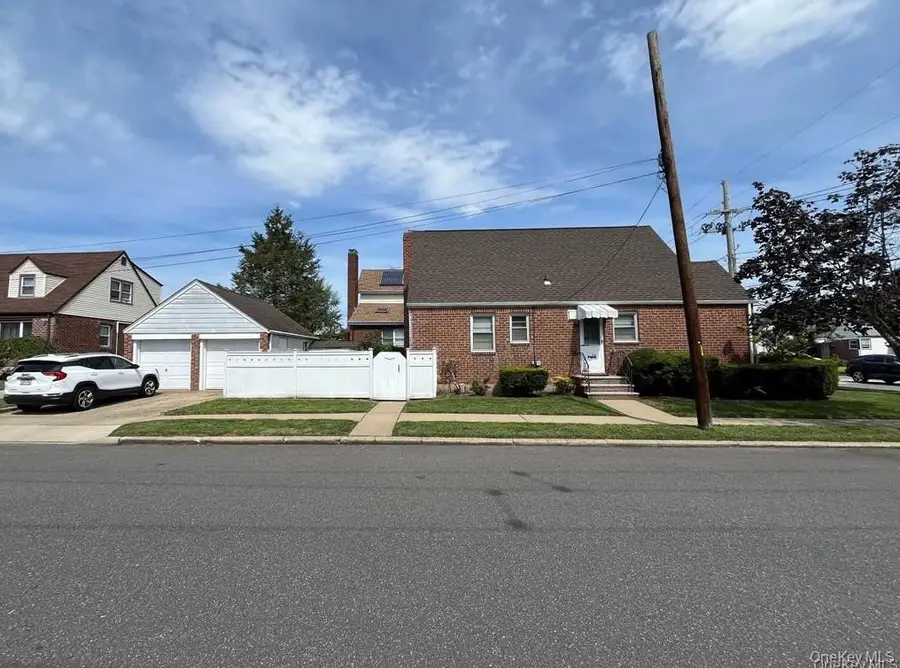 501 New Hyde Park Road, New Hyde Park, NY 11040 - #3