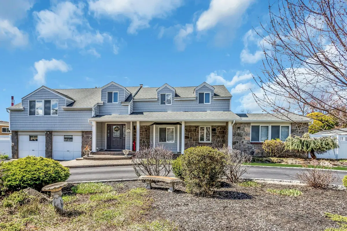 8 Hewitt Drive, Northport, NY 11768 - #1