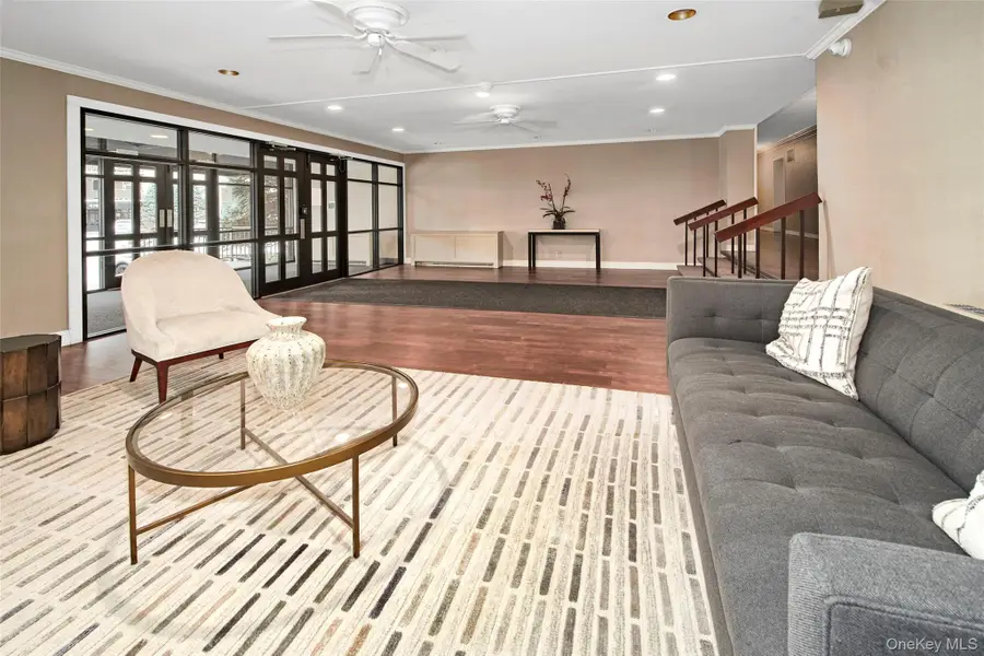 480 Halstead Avenue #4V, Harrison, NY 10528 - #3