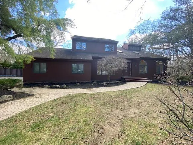 6 Liberty Lane, Miller Place, NY 11764 - #1