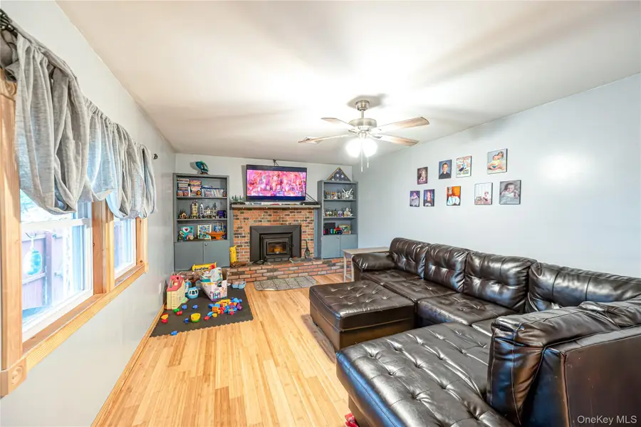 Address Withheld By Seller, Wading River, NY 11792 - #2