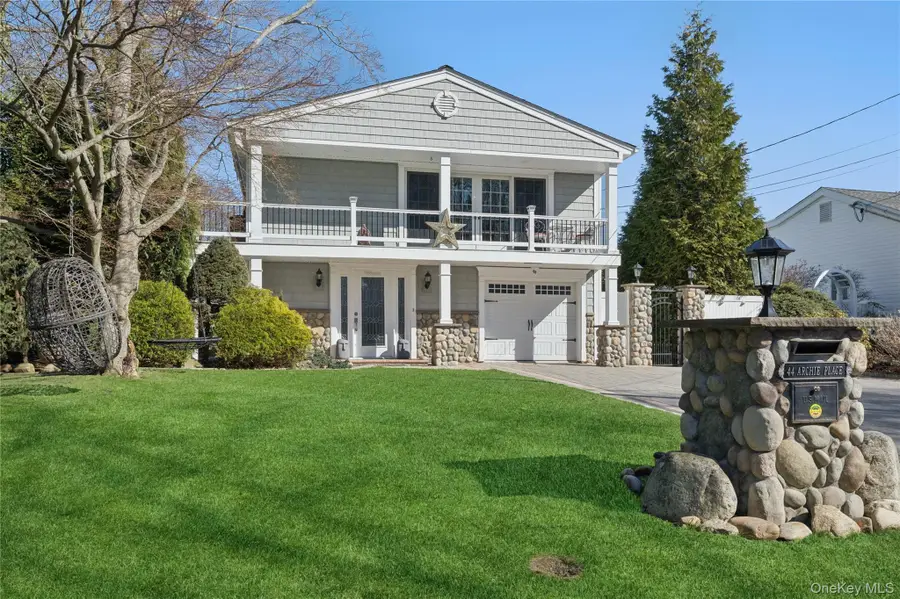 44 Archie Place, West Islip, NY 11795 - #3