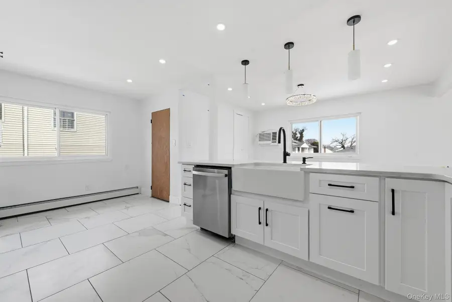 341 Green Court, Oceanside, NY 11572 - #3