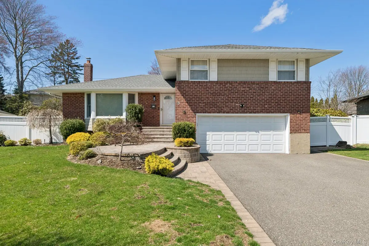 15 Wayland Road, Plainview, NY 11803 - #1