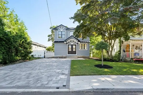 86 Moffitt Boulevard, Islip, NY 11751