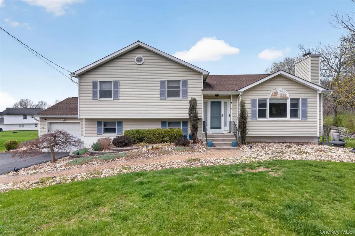 25 Bull Road, Washingtonville, NY 10992 - #1